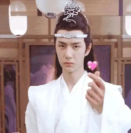 王一博各种你没见过的花式比心!耶啵的爱收好