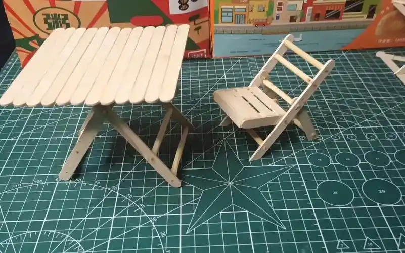 手工制作了一个折叠的躺椅.小巧玲珑,快来围观制作过程吧