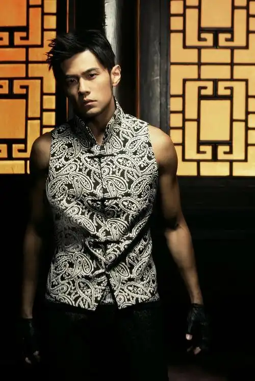 周杰伦十二新作高清写真组图专辑为周董压轴之作