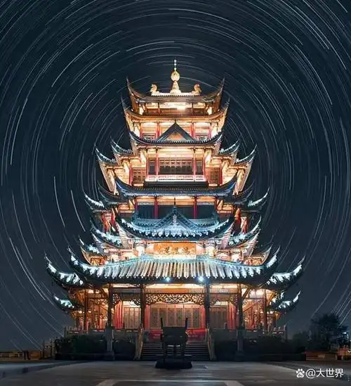 绝美鸿恩阁 古风建筑 唯美震撼 重庆主城最高观景台