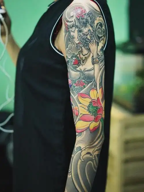 传统艺妓 荷花花臂_纹身图案手稿图片_桑田的纹身作品集