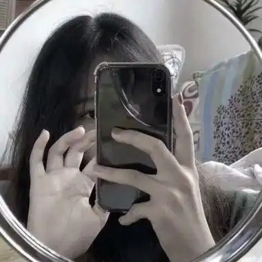 霸气超拽手机挡脸女生头像