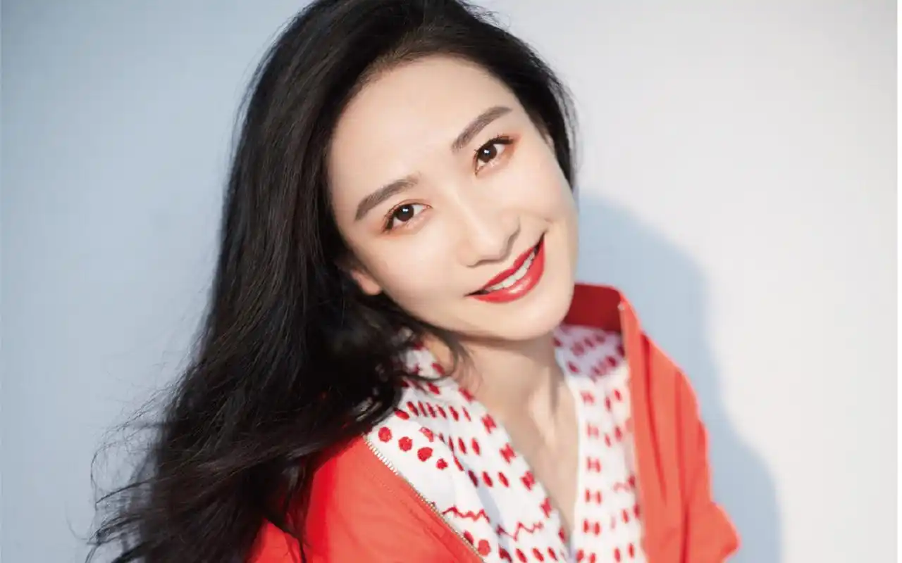 陶昕然性感写真图片高清壁纸