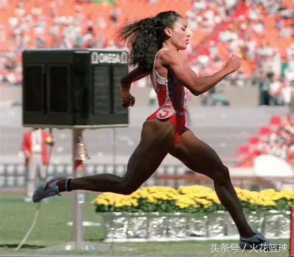 史上最漂亮短跑冠军女子百米纪录至今未被打破年仅38岁去世