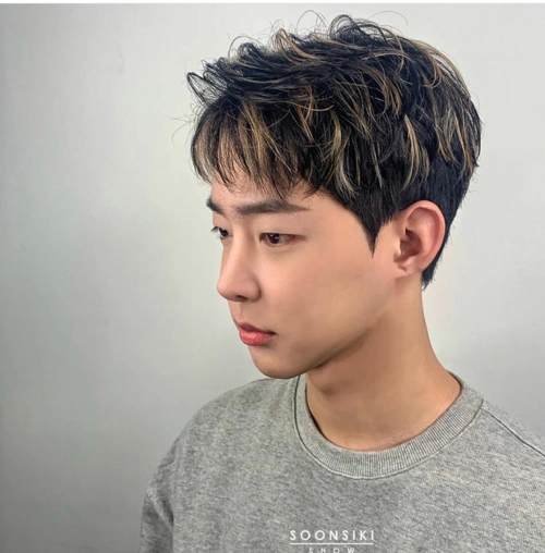 男生搞个挑染,巨潮!