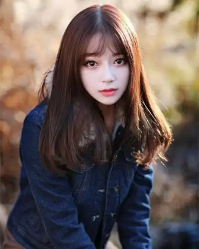 空气刘海长卷发