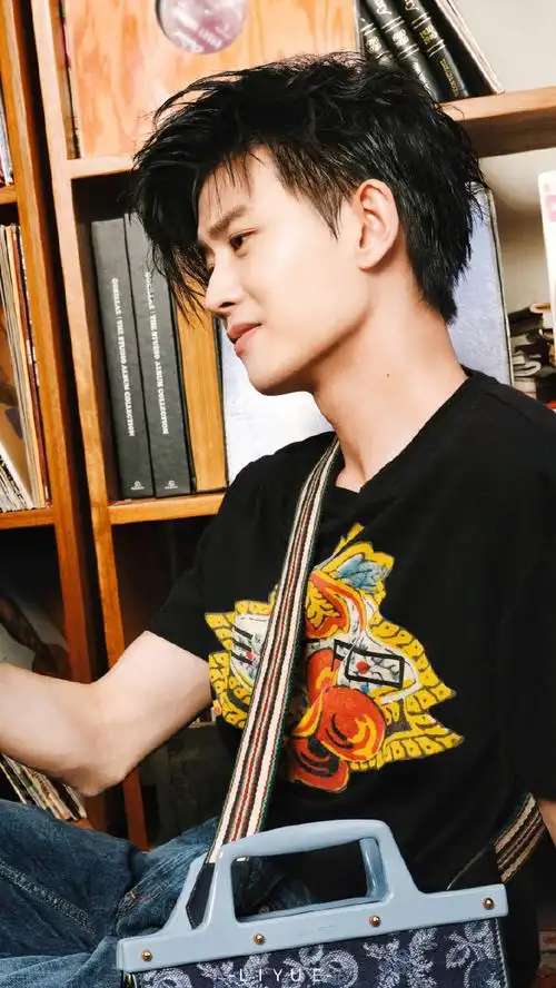 任嘉伦etro品牌代言人##任嘉伦