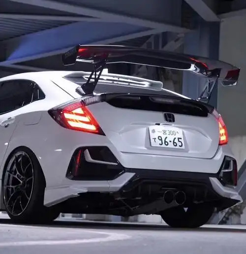 思域改装车图片欣赏(十代思域两厢改装)(6)