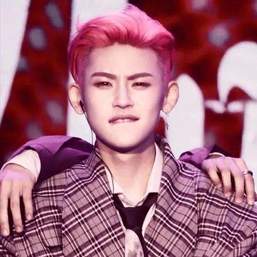 小鬼王琳凯头像