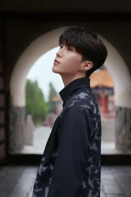 范丞丞0616生日快乐