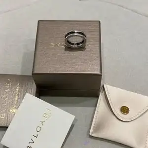 00t_1508077895172_0276淘宝宝格丽戒指纯银戒指小红人慈善款戒指