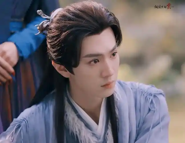 网曝李沁新大女主剧《绾心记》,搭档小6岁的他,粉丝:要撕番