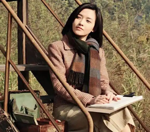 剃寸头打舌环摘子宫声称不婚不育的范晓萱现在过得怎么样