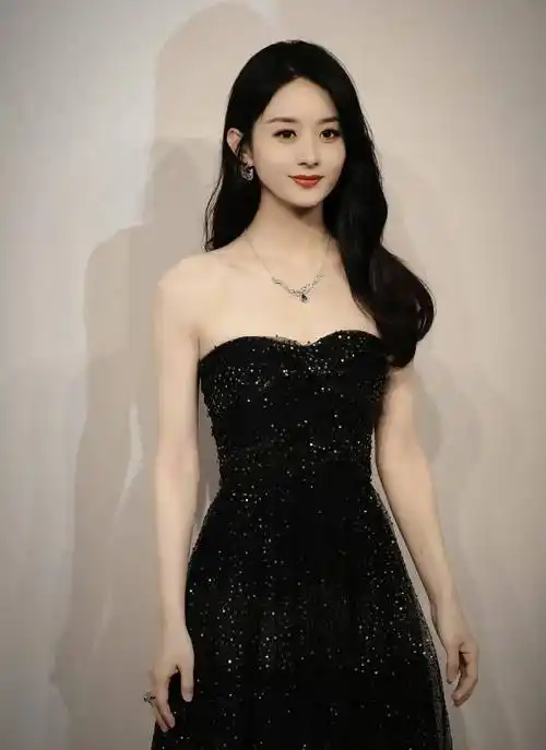 国民女神赵丽颖写真天生丽质绝代风华