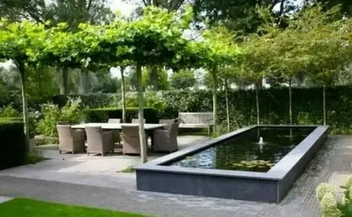 『墨语·我想有个院子,院子有个池塘,自由自在,只为自己单纯的活着』