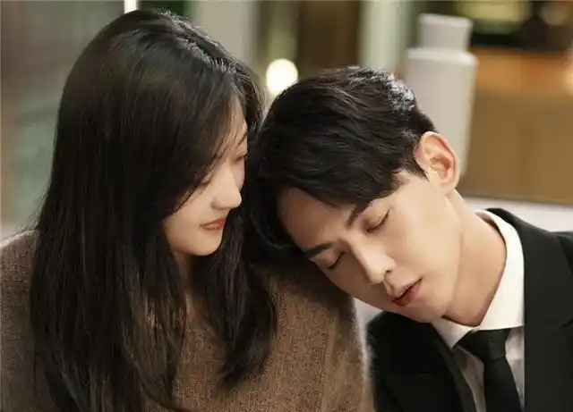 《不说谎恋人》刚完结,腾讯又一甜宠剧来袭,光看主演就沦陷了!