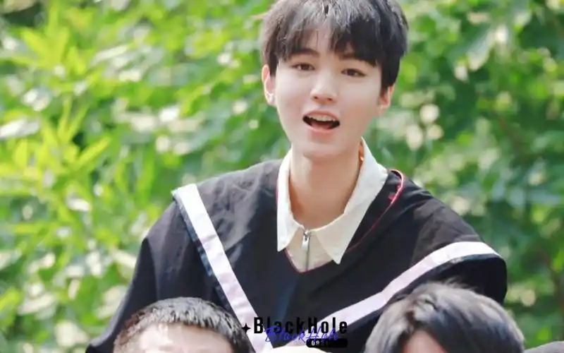 【王俊凯】20210520毕业照拍摄