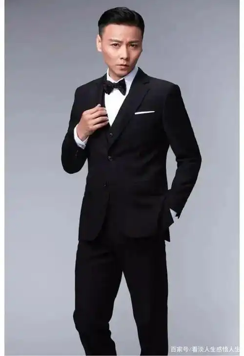 "西装暴徒"张晋:从武替到主角 "二十年磨一剑 "终成影帝