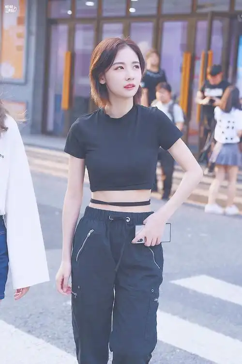 观秀组周末安利有感赵粤短发多图预警