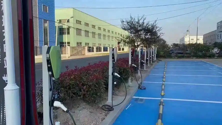 安科瑞智能充电站 充电桩