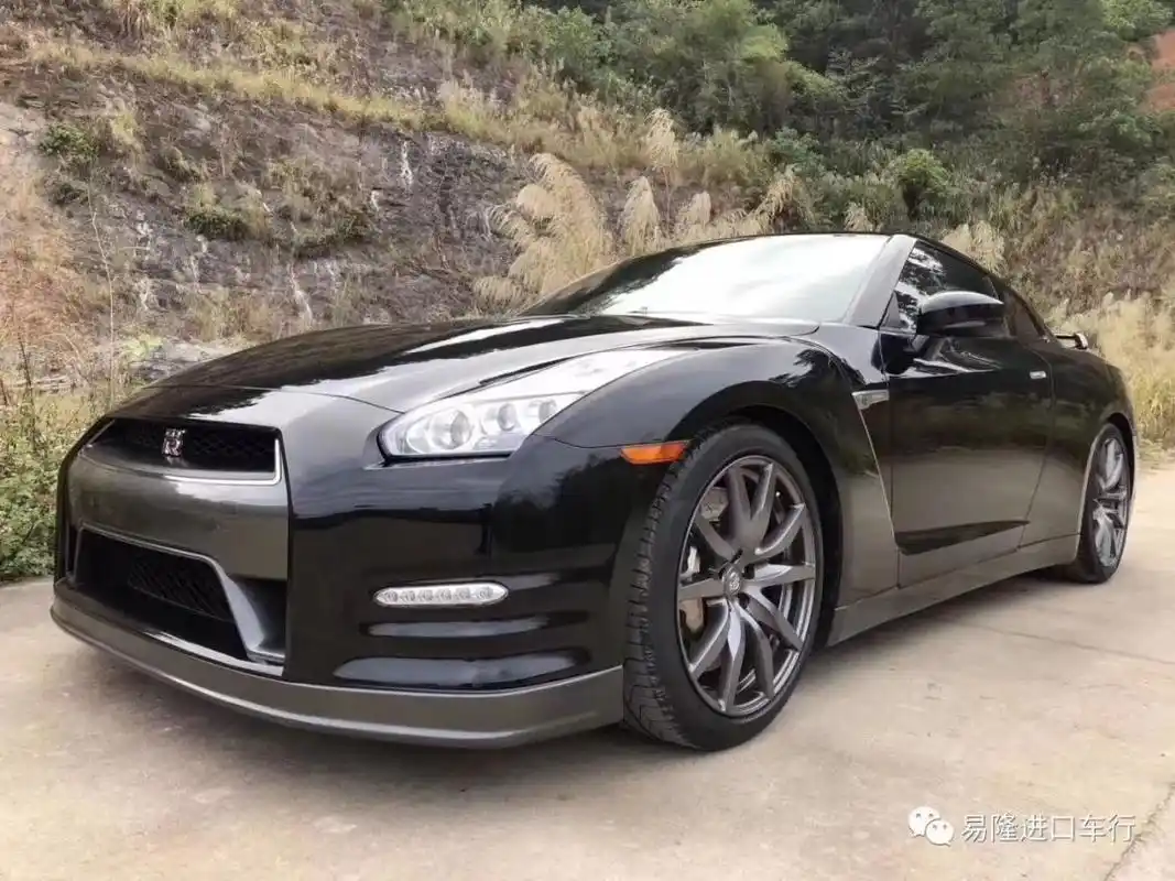 2017年战神日产·gtr,秒杀一切超跑,体验速度与激情!