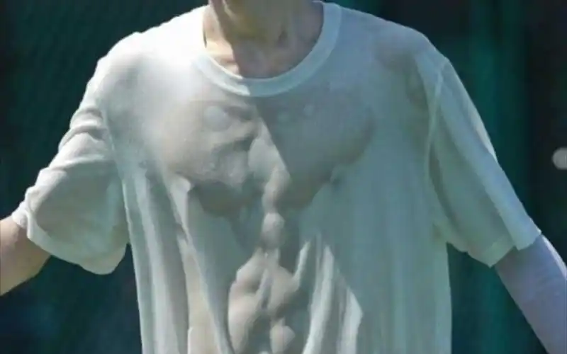 溺在张真源的腹肌上