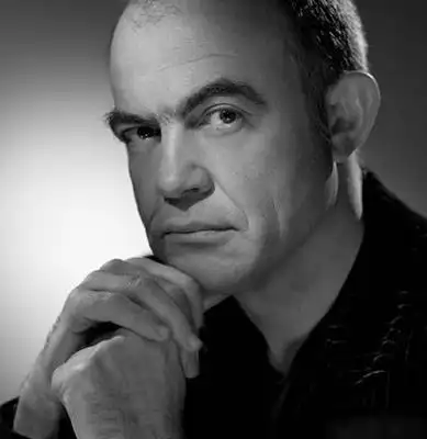 服装设计-服装设计师