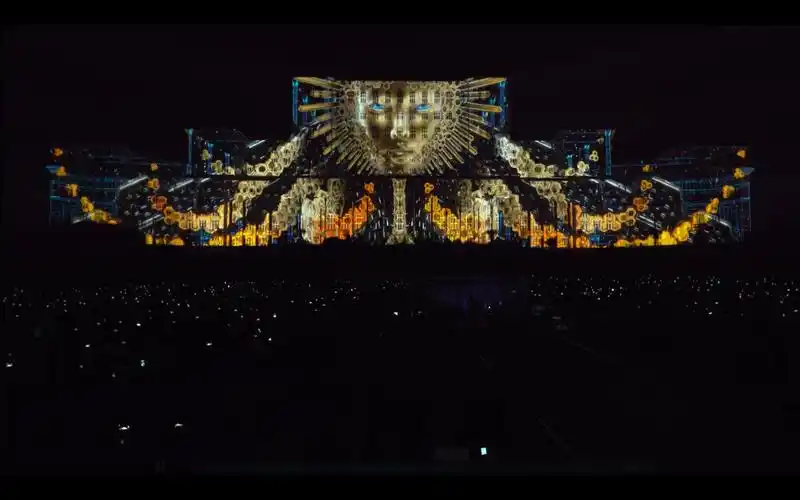 裸眼3d楼体秀《夜光漫步》