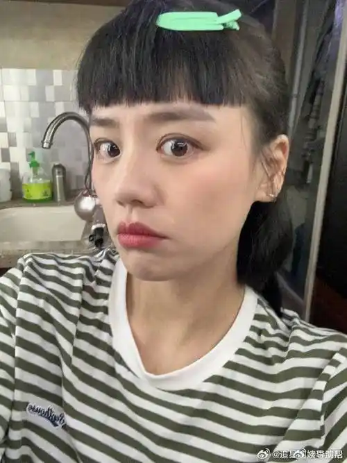 马思纯请好好用脸#马思纯眼睛真的好大呀,美女做鬼脸都好漂亮