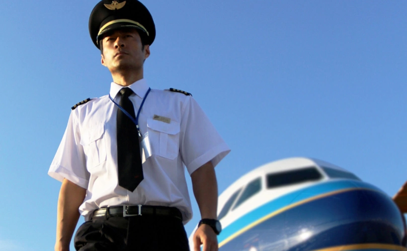 飞机机长一个月工资多少看到机长工资单网友太羡慕了