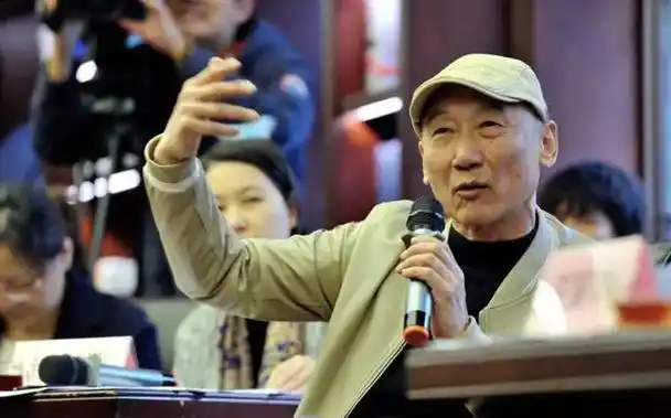 考试成绩出来后,张建亚不负众望;成功进入了北影,与陈凯歌,张艺谋成为