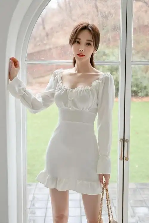 孙允珠在韩国也非常受欢迎,曾获得韩国网络最美人气美女之称!