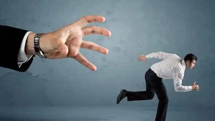 飞在风口的95后:亲历现金贷奇幻人生