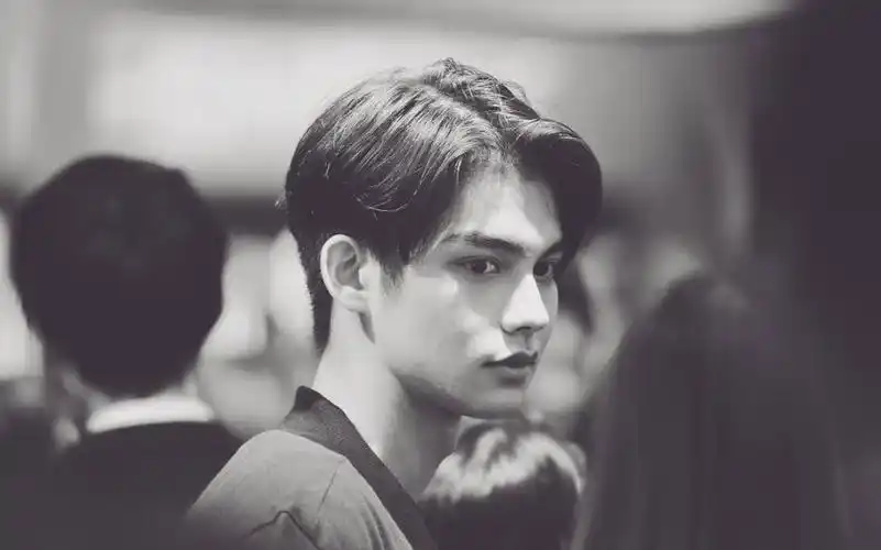 【brightwin】入坑作 | 中美泰混血儿的男主绝了!_哔哩哔哩_bilibili