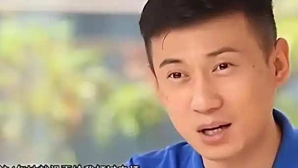 演员徐洪浩:娶小10岁妻子,戏里演父女,戏外恩爱惹人羡