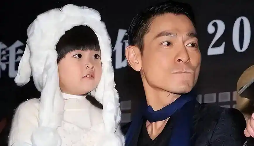 刘德华11岁爱女首次公开亮相,耗资5亿富养的女儿竟然长这样?