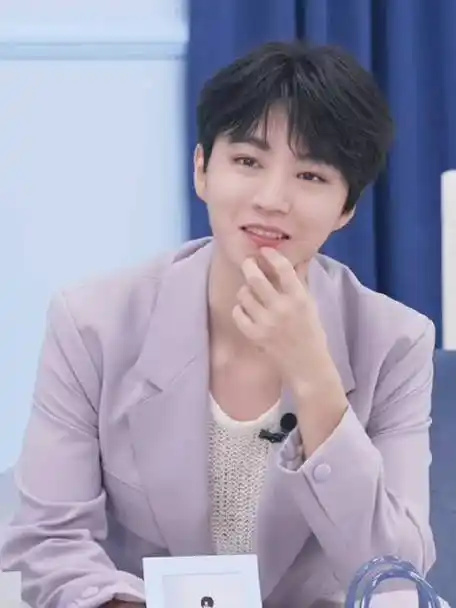 王俊凯说有新歌