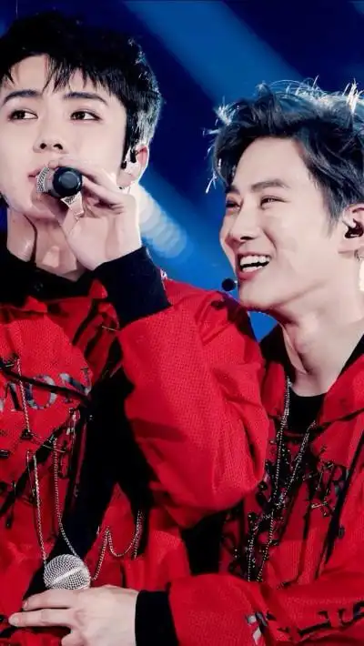 exo 吴世勋 金俊勉 suho hunmyeon