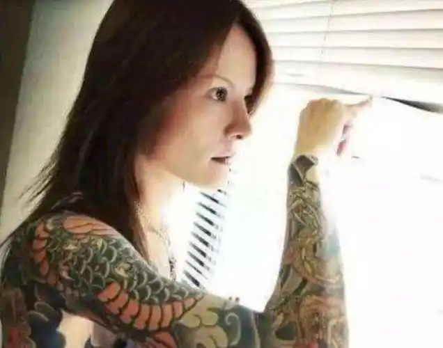 日本黑帮公主天藤湘子吸毒卖身堕落不堪改邪归正后活出自我