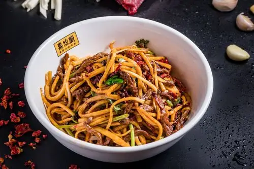 小炒黄牛肉,湘菜美食必吃榜