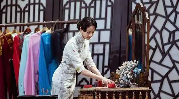 张钧甯《我就是演员》旗袍造型惊艳众人为角色苦练京腔_表演_梅兰芳