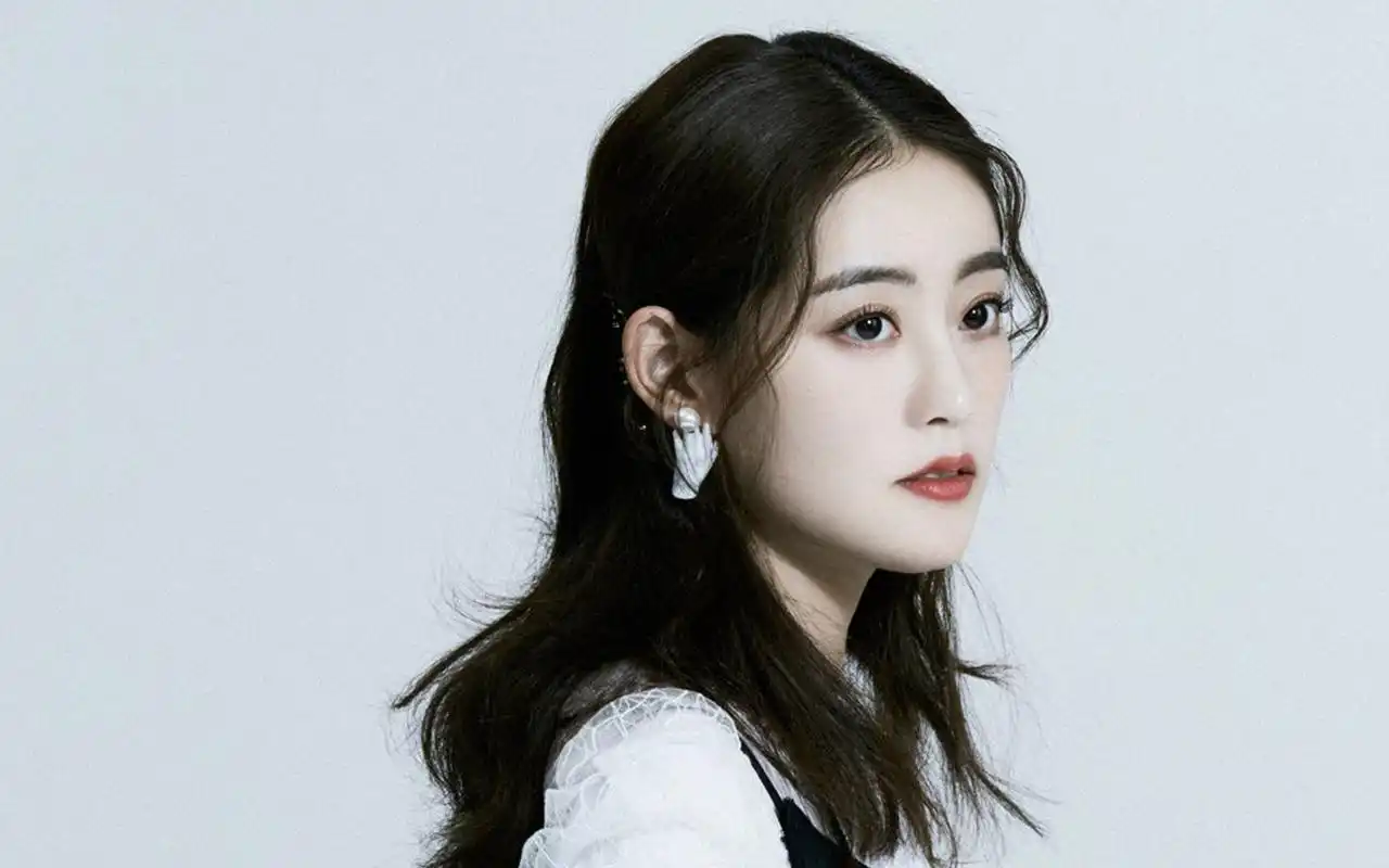 祝绪丹时尚百变写真图片壁纸