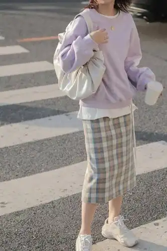 2021年第一套绝美气质穿搭丝绒裙毛衣