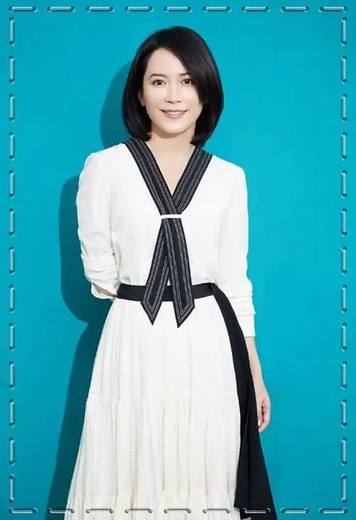 原创俞飞鸿新发型又"火"了!48岁剪波波头秒变28岁,美的像换了张脸