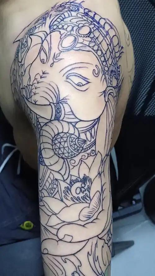 象神拼接般若花臂