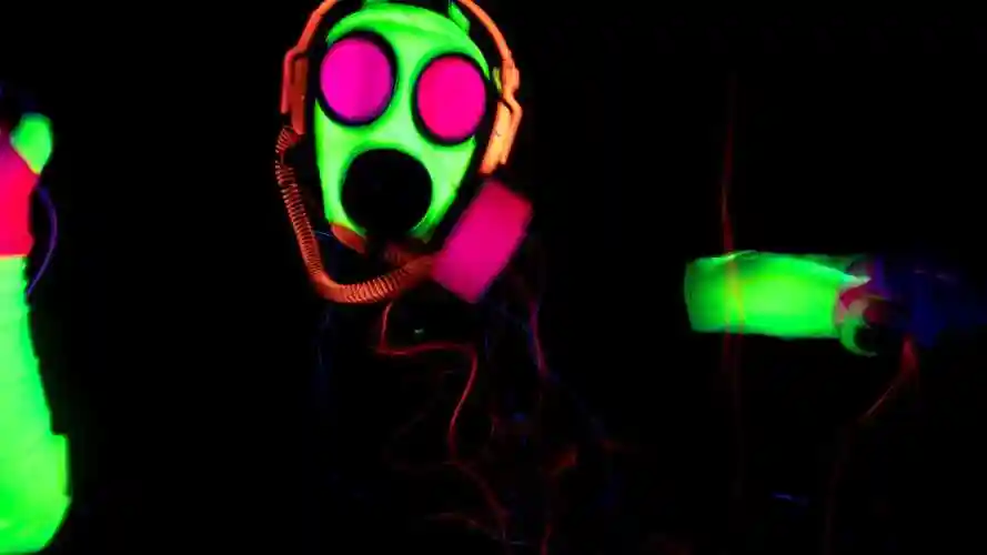 酒吧夜店,炫酷人物,夜光荧光情侣爱情约会