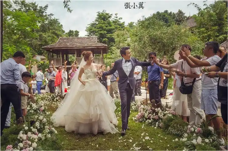 沈腾泰国婚礼细节照曝光现场低调精致温馨