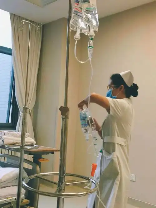 自己也紧张跑了几个医院最后决定暑假在协和医院手术治疗7515住院