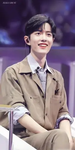 肖战的笑容集锦,网友:他的笑容值100万!