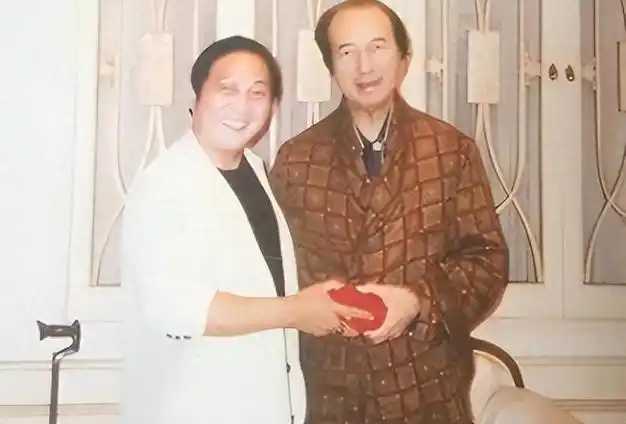 大师王林教明星床上开光惊艳裸露身体画符达巅峰